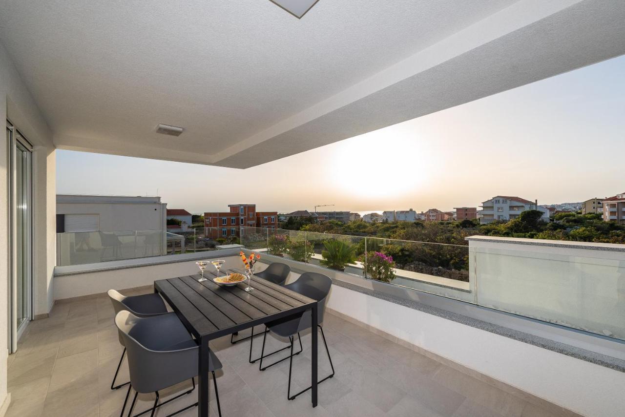 Apartments & Rooms Pool Villas Maris Novalja Exterior photo