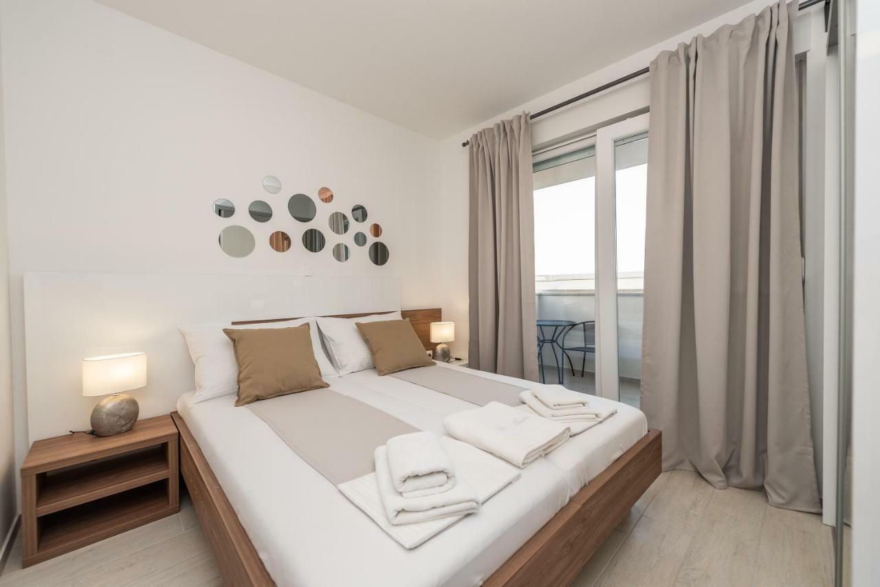 Apartments & Rooms Pool Villas Maris Novalja Exterior photo